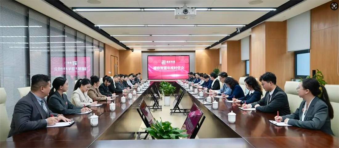 战略养娃创始人新年寄语：山海共赴，光芒自成